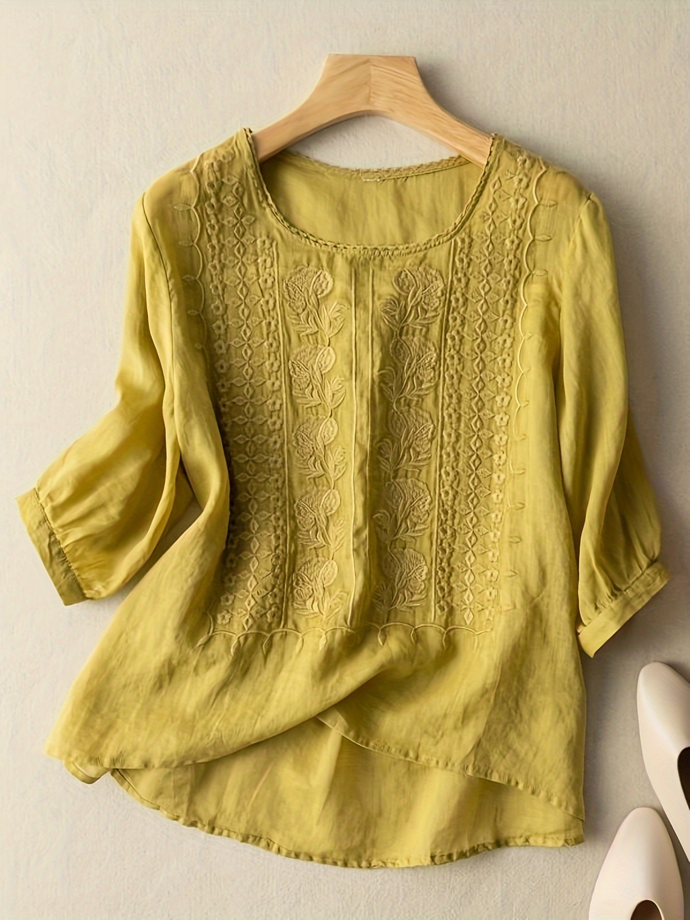 Rachel Embroidered Linen T-Shirt – Lightweight Elegance for Everyday Wear