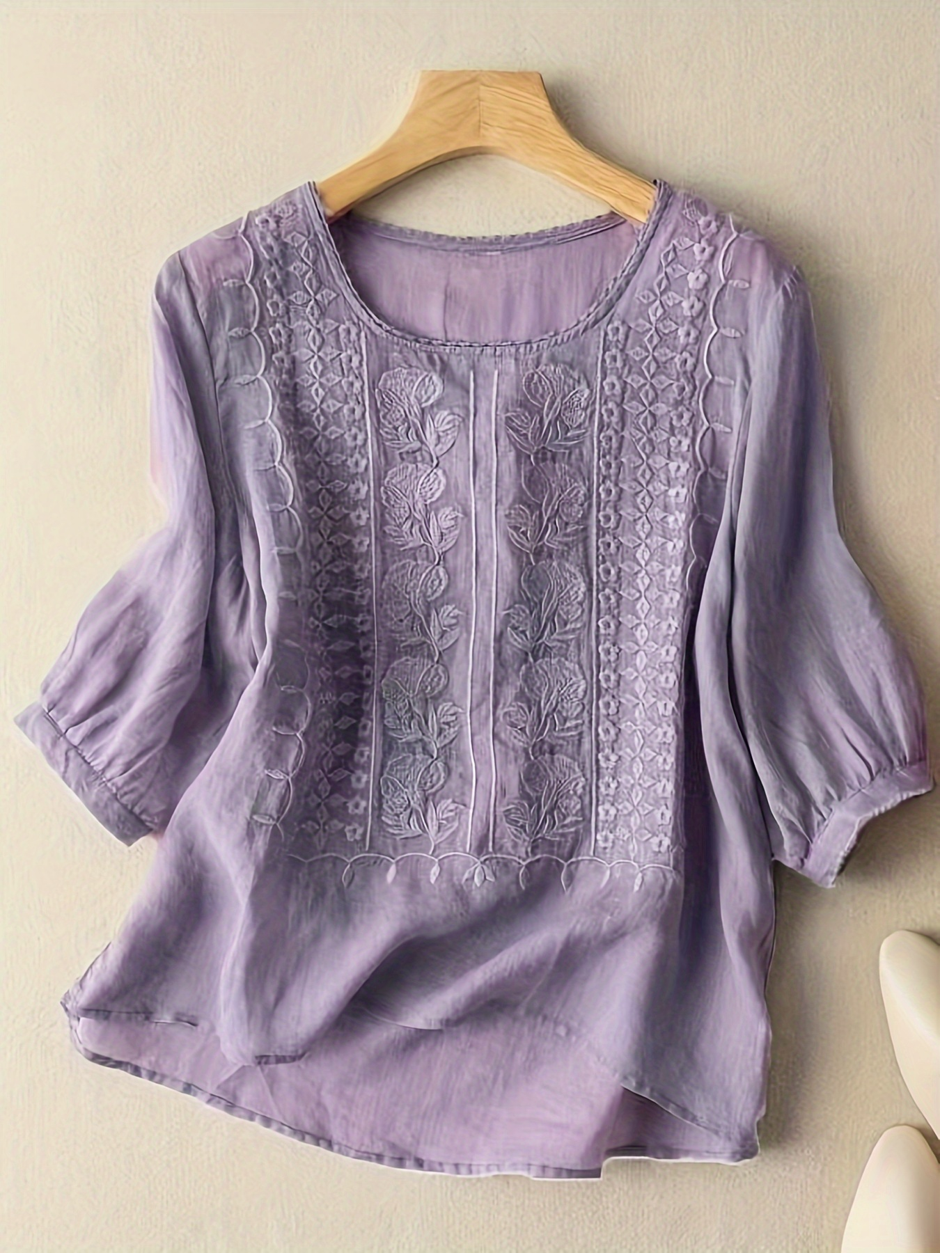 Rachel Embroidered Linen T-Shirt – Lightweight Elegance for Everyday Wear