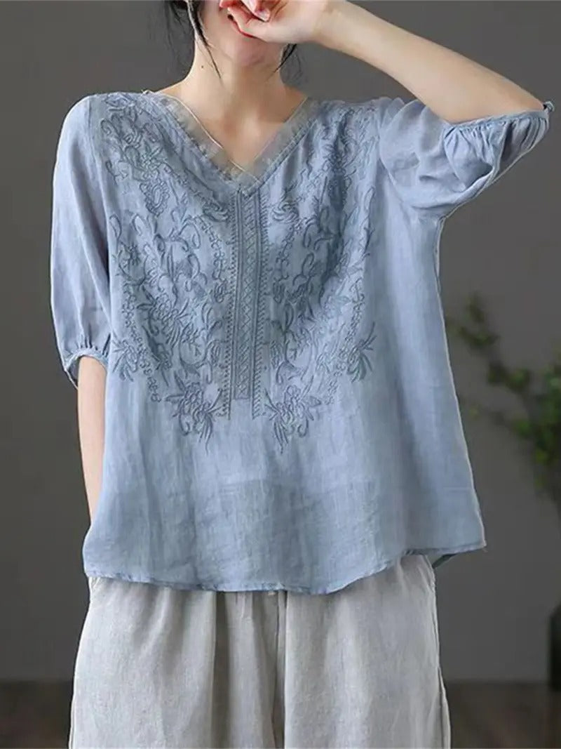 Heather Floral V-Neck Blouse – Retro-Inspired Summer Comfort