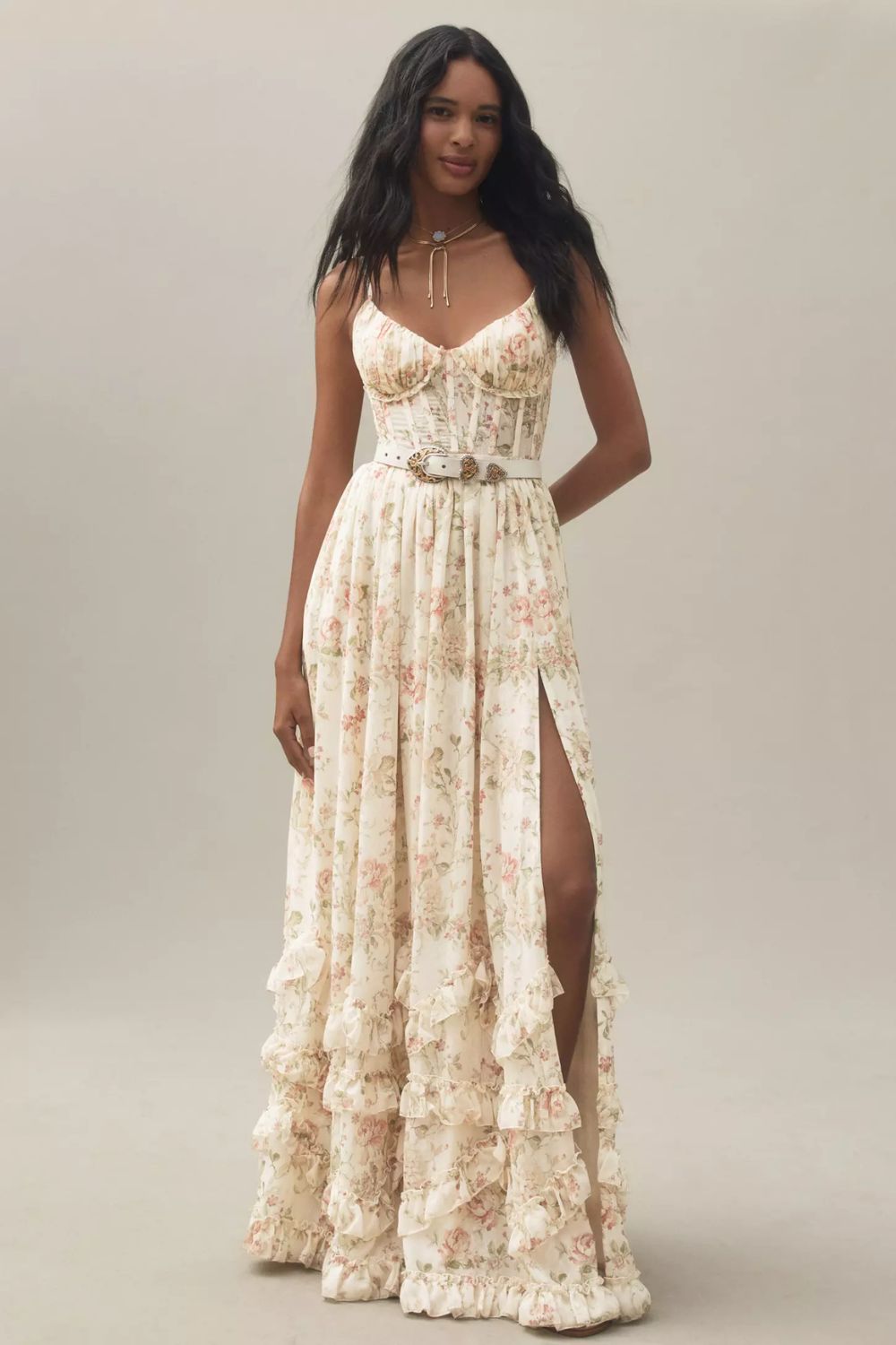 Sophia Blake – Sleek Lines, Effortless Style