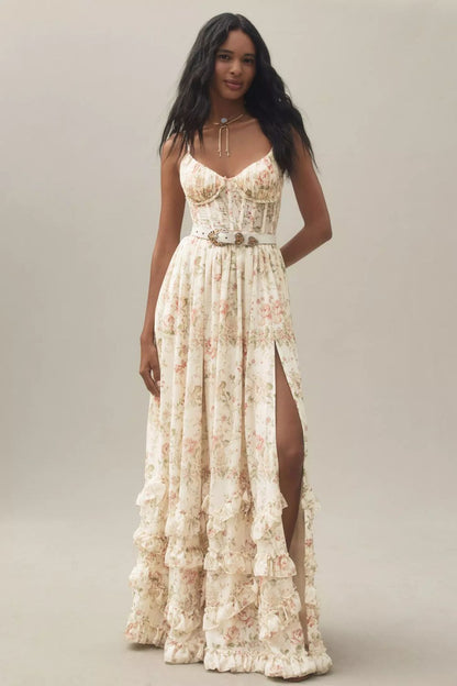 Sophia Blake – Sleek Lines, Effortless Style