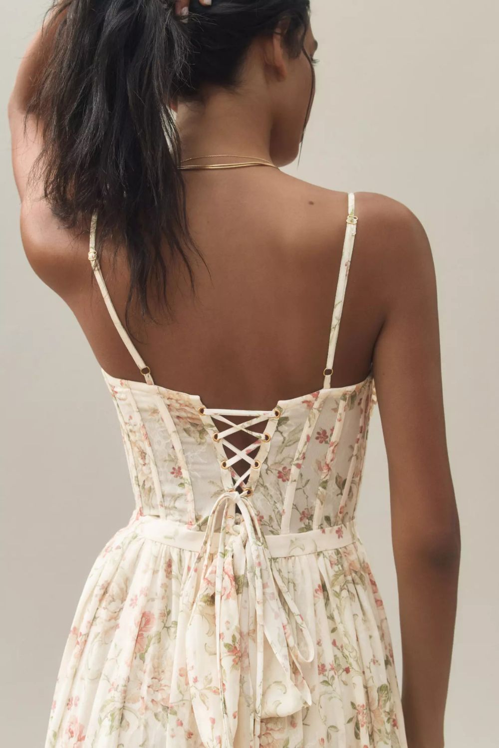 Sophia Blake – Sleek Lines, Effortless Style