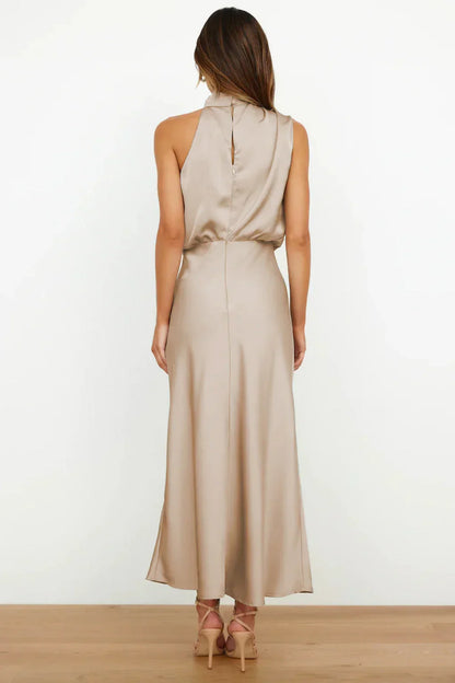 Vivienne Evening Dress – Timeless Satin with Graceful Flow