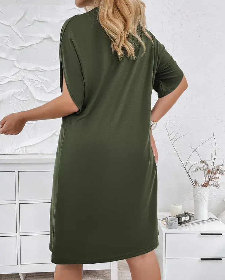 Clarissa V-neck casual Dress – Relaxed Fit with a Flattering Neckline