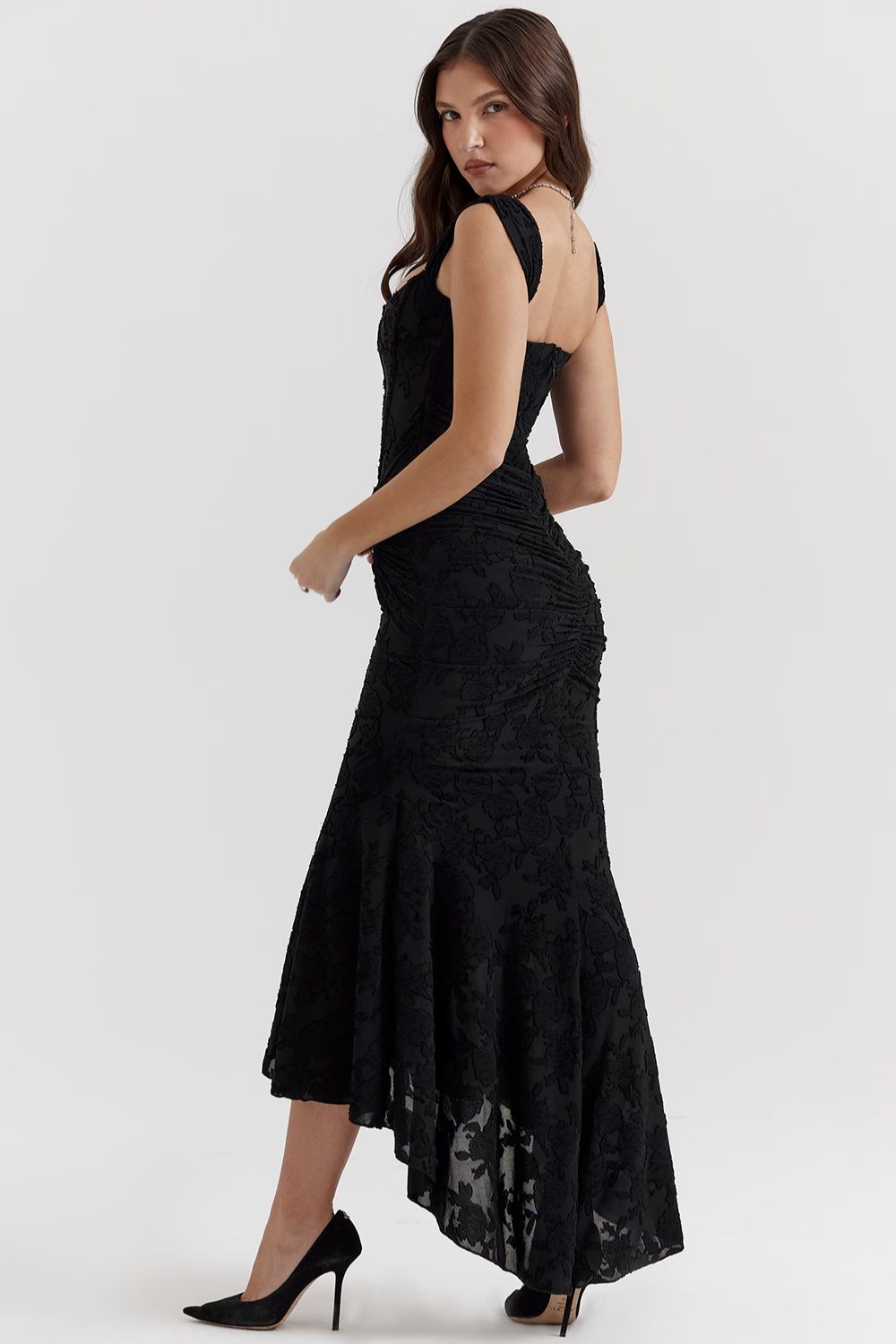 Callie Elegant Lace Detail Dress – Timeless Beauty in Every Stitch