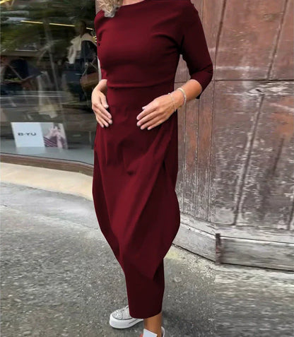 Tilda Street Dress – Modern Cut with Handy Details