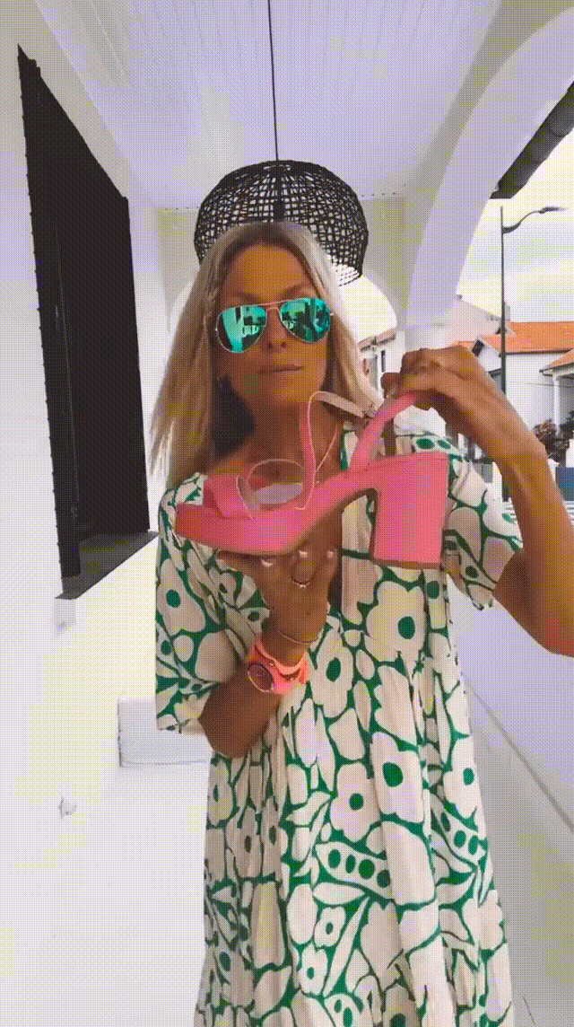 Nina Floral Maxi – Bright and Breezy Summer Style