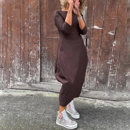 Tilda Street Dress – Modern Cut with Handy Details