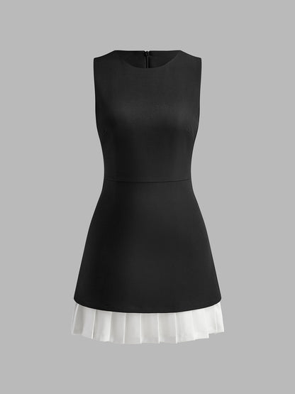 Zoé Mini Dress – Sleek Lines with Playful Pleats