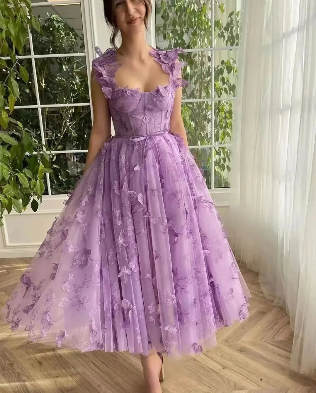 Elowen Dream Dress – Flowing Prom Gown with Soft Sage Elegance