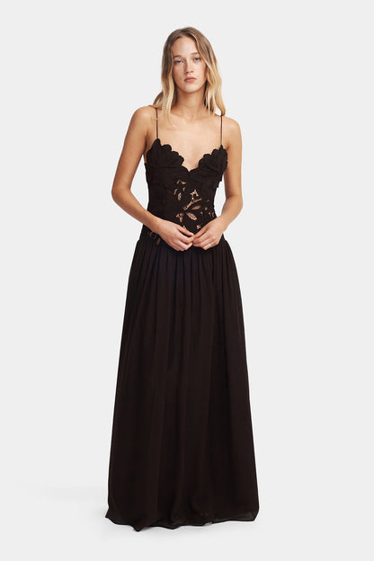 Delilah Cedar Maxi – Natural Elegance in Full Length