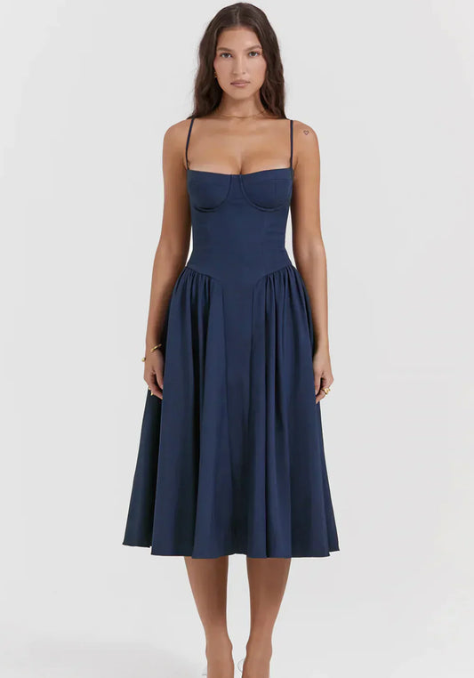 Daphne Waist-Cinched Dress – Feminine Structure and Flair