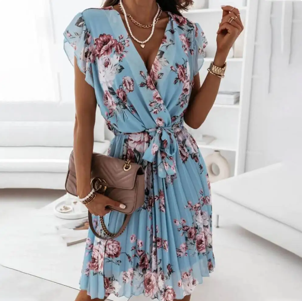 Flora Elegance Dress – Soft Prints Meet Flowing Pleats