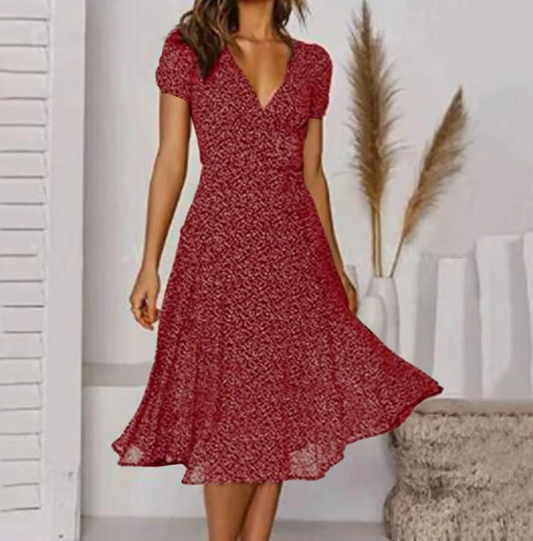 Clarissa Dotty Elegance Dress – Lighthearted Style for Any Day