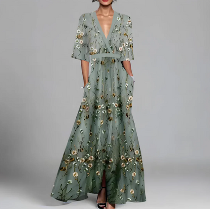 Giulia Refined Evening Dress – Graceful Silhouette with Timeless Charm