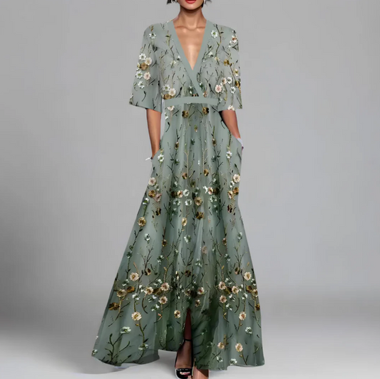 Giulia Refined Evening Dress – Graceful Silhouette with Timeless Charm