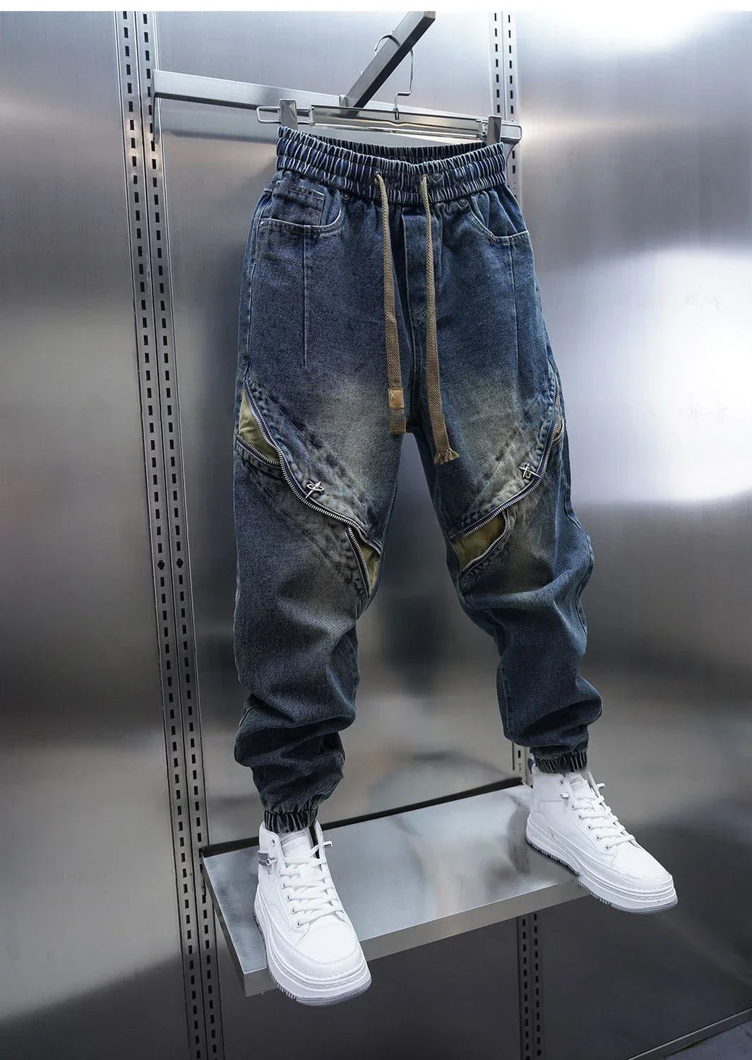Reed Vintage Denim Trousers – Unmatched Comfort with a Belted Touch