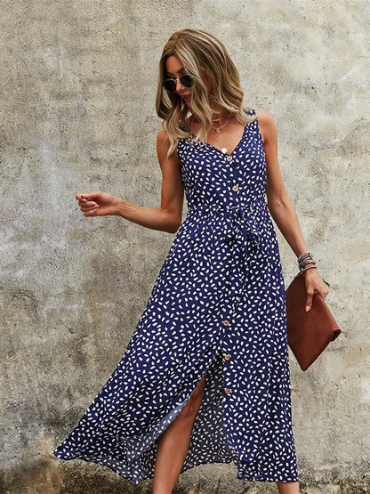 Callie – Effortless Summer Vibes in Every Step