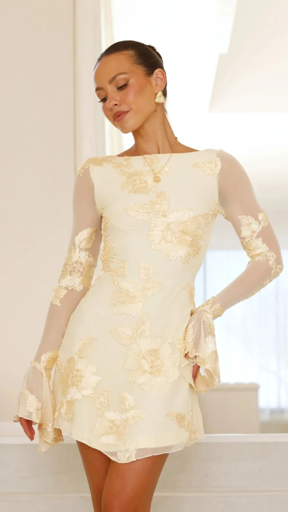 Ruby Monroe Dress – Flirty Style with Elegant Touches