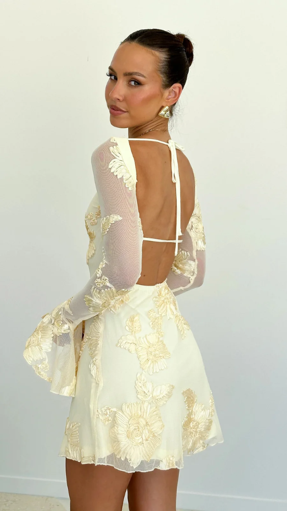 Ruby Monroe Dress – Flirty Style with Elegant Touches