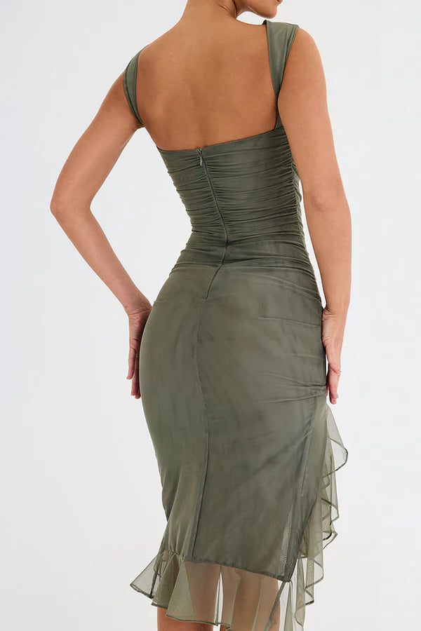 Amelia Breeze Dress – Light, Flowing Midi with Ruffle Detail