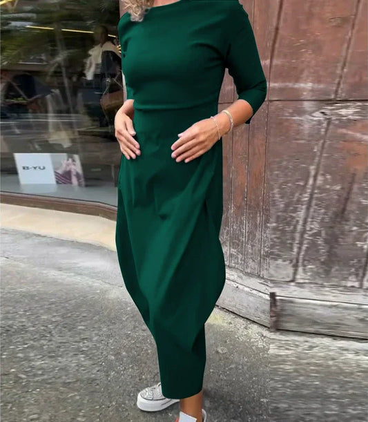 Tilda Street Dress – Modern Cut with Handy Details